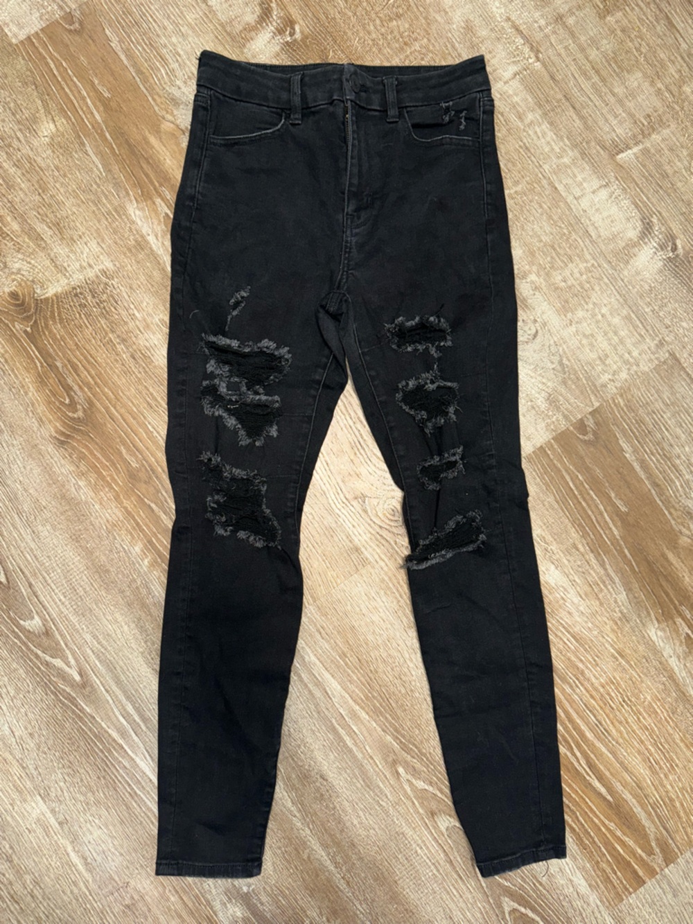 American Eagle Outfitters Black Ripped Skinny Jeans